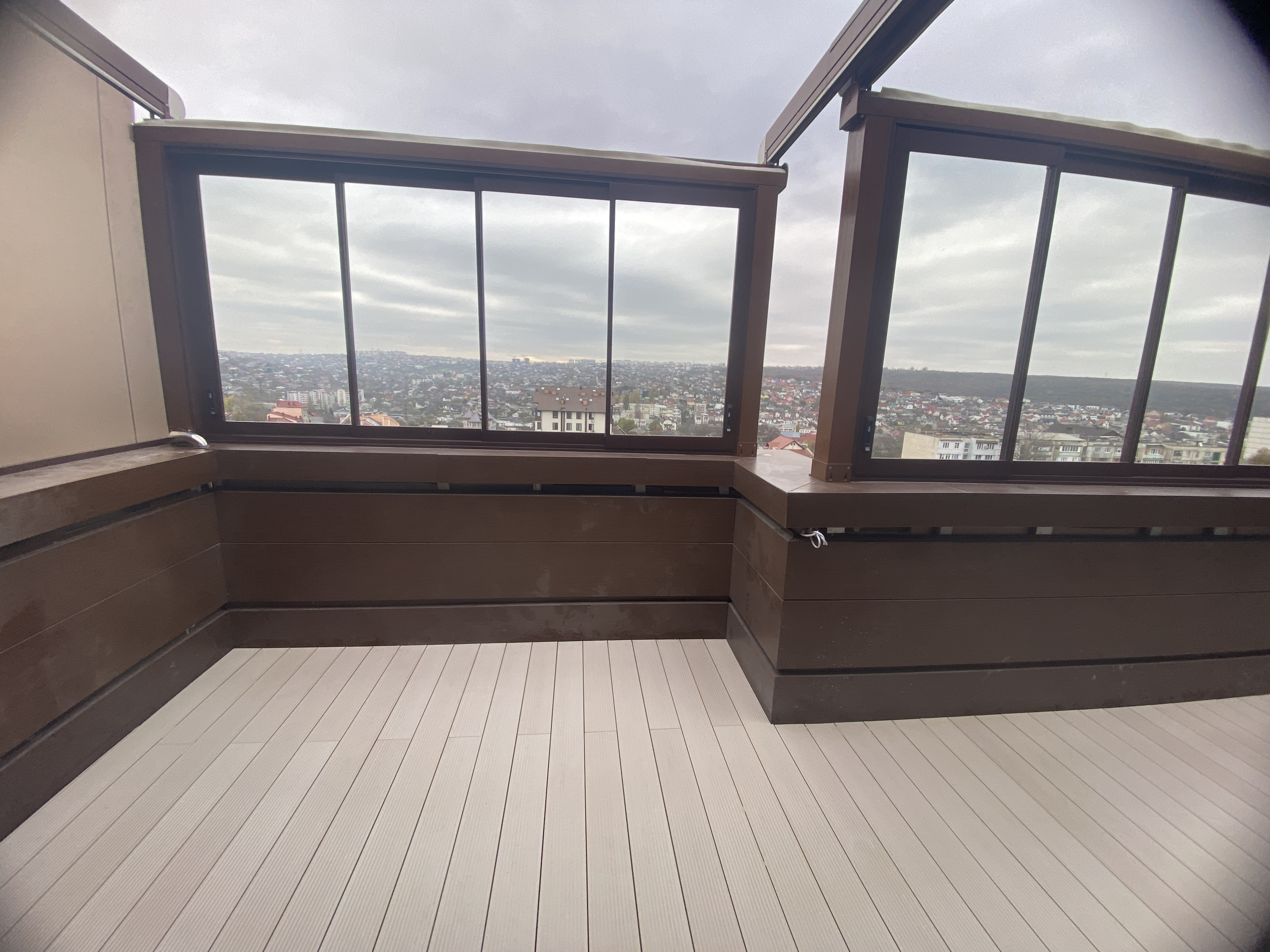 Sisteme de Decking și Siding
