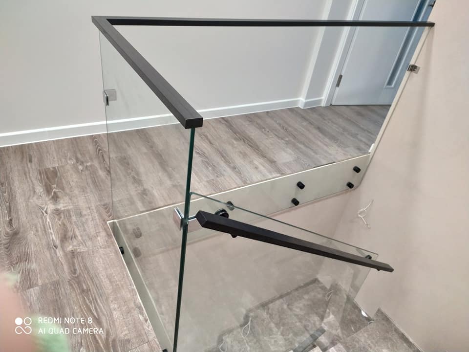 Balustrade din Sticlă